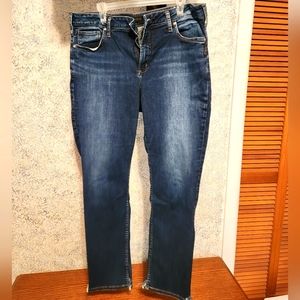 Silver Jean Co. Avery Straight Leg